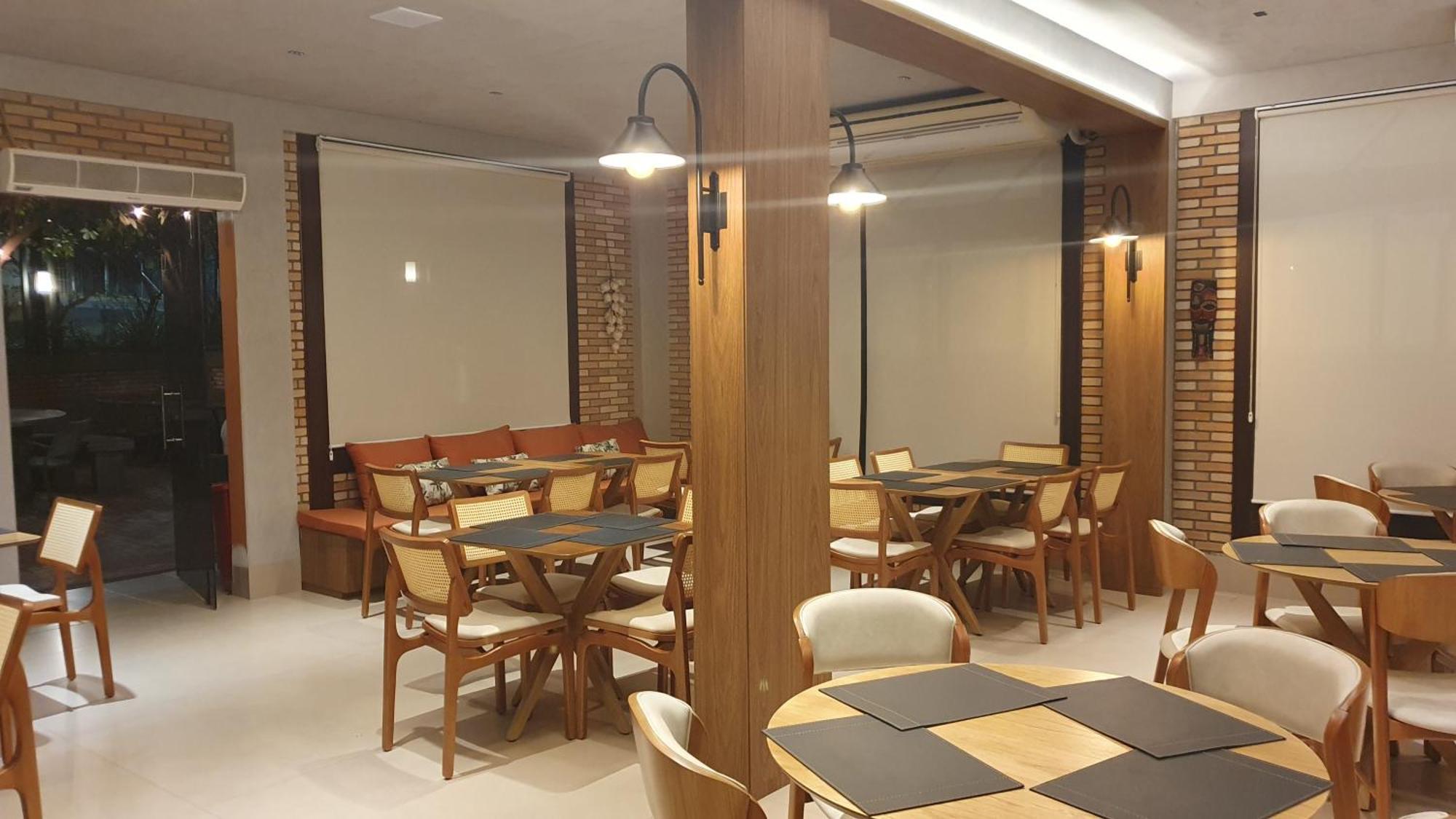 Hotel Das Palmeiras Paracatu Εξωτερικό φωτογραφία